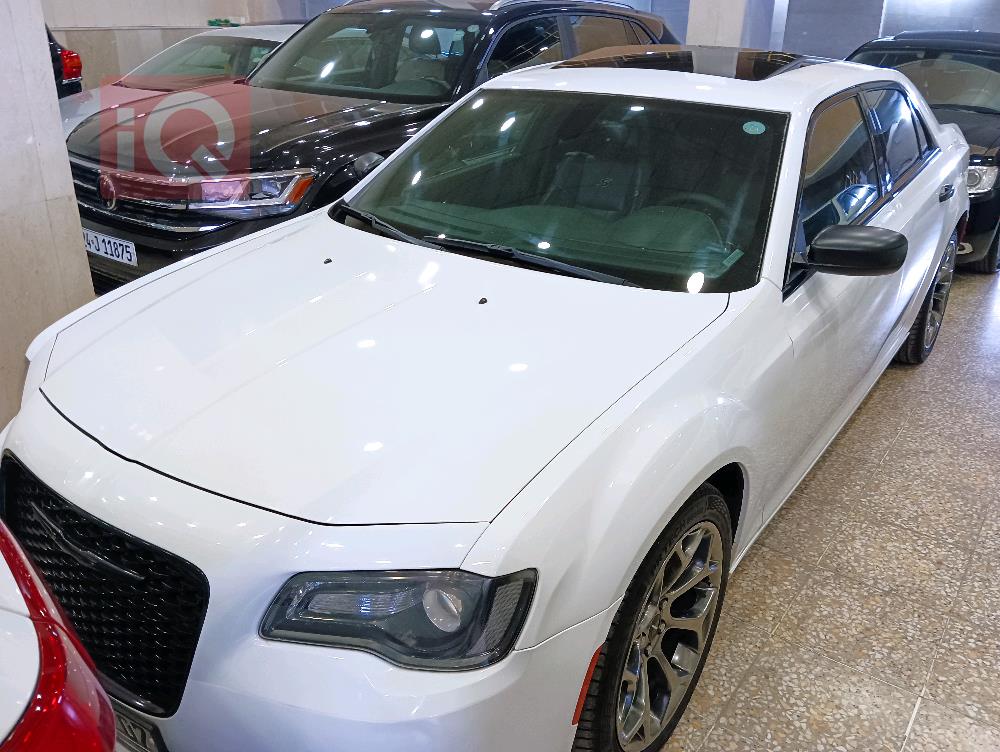 كرايسلر 300